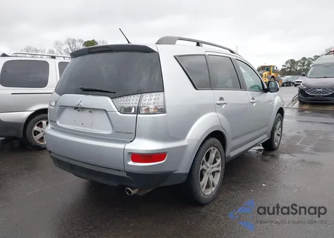 2011 Mitsubishi Outlander Es z USA, uszkodzony, nr VIN JA4AS2AW4BU032422